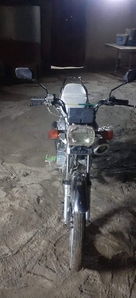 ماطور للبيع موديل 2022 محرك بل شرط مامفتوح ماطور كلو بل شرط سعرو 475 رقم موبايل ***********
