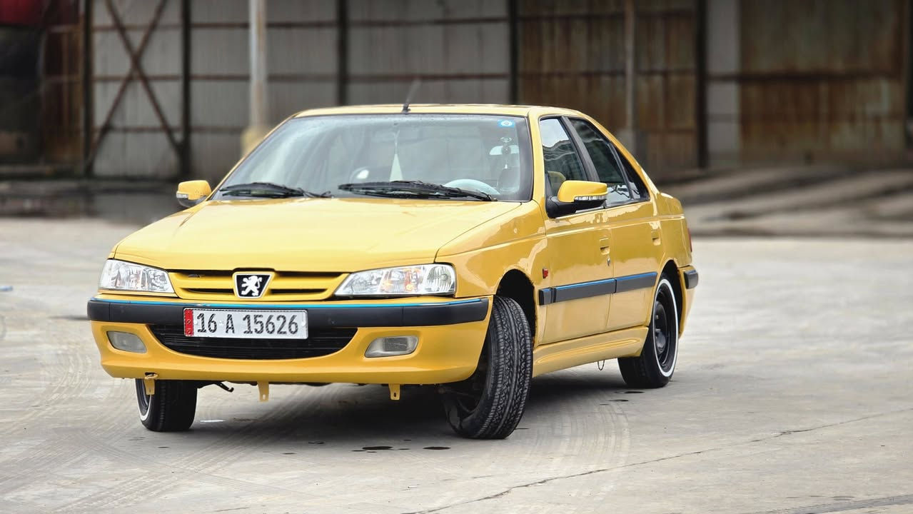 السلام عليكم 
بيجو بارص للبيع 
موديل 2015 
رقم قادسيه انكليزي 
سنويه لل 2027
هيئه وغرامات مصفره 
تخم تاير 
تدفئه تبريد 
مكينه كير كفاله 
حداديه وره وكدام 
جاهزه السياره 
ملاحظه بيه بنيد مبدل فقط 
هلال واحد معمر خلفي
الباقي كفاله 
السعر 45 وبيه مجال حك الجيه
المكان الديوانيه الاسكان
رقم الهاتف ***********
