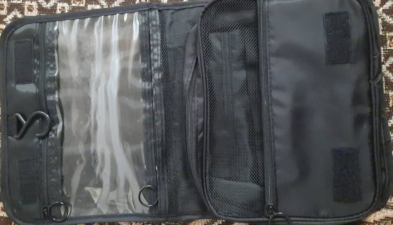 سلام عليكم
جنطة صغيره كلش حلوه وتفيدكم وحجمها شبر على كد الايد مثل ماموضح بصورة وداخلها اكو هواي تفاصيل جميلة
السعر 15 وبيها مجال للطيبين .


**إذا كنت صاحب هذا الإعلان وتريد حذفه لأي سبب، رجاءا أرسل رسالة إلى الدعم الفني**