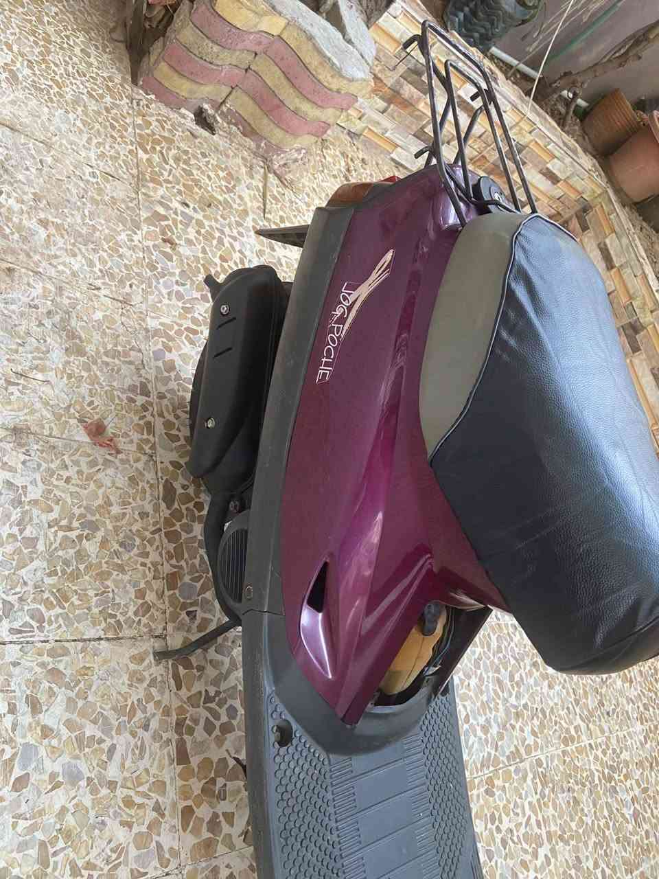ماطور بزون للبيع مكينة مامفتوحة شرط شاصي شرط ماطور جديد وايرمنية شغالة سلف هورن لايتات بس يحتاج باتري تايرات جدد السعر 370 وبي مجال مكاني موصل ايسر الشراي يجي خاص ***********
