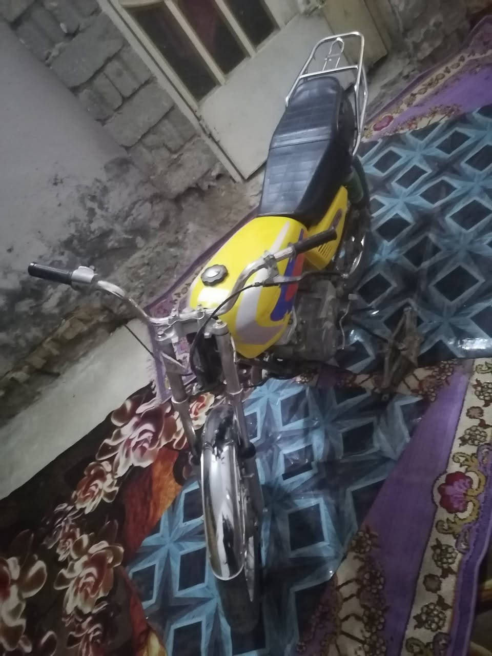 السلام عليكم
الحلال للبيع 170 وبيه شويه مجال جوه السوگ  كلك اكفلك بس سرقه مكانه الحمزه الشرقي ***********
