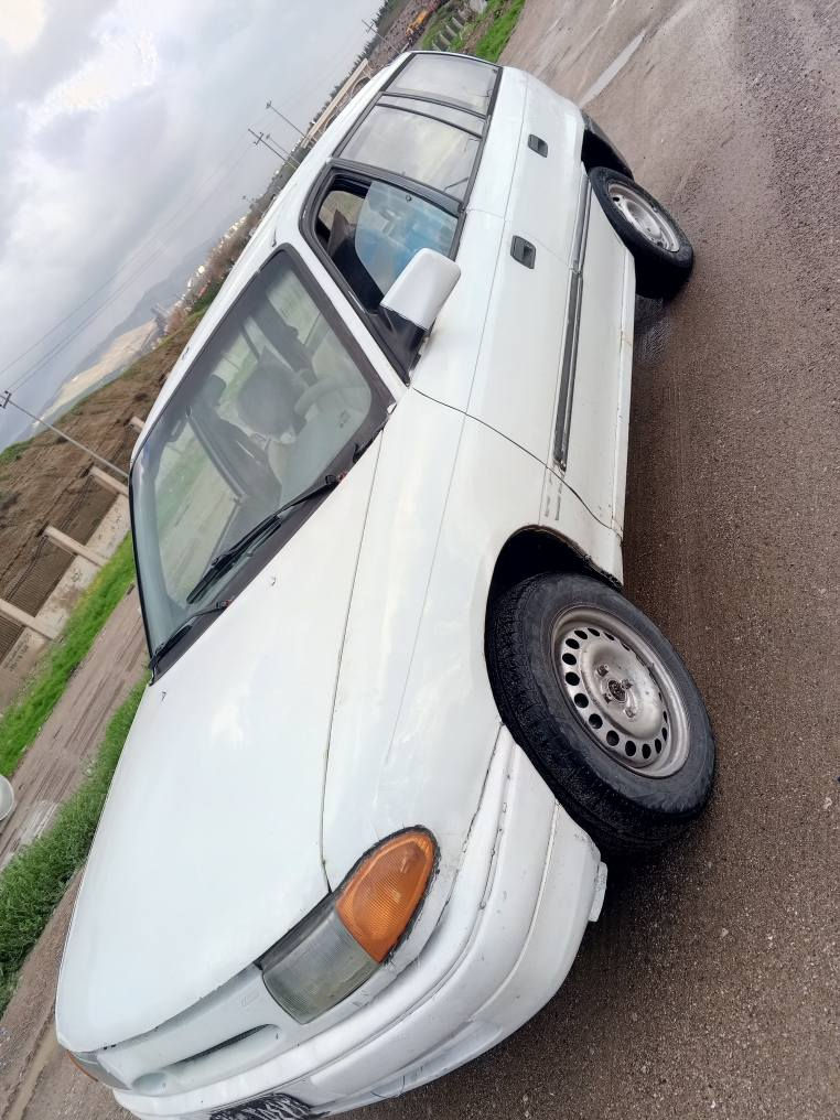 ئۆپڵ ئەسترا مۆدێل92سەنەویی دیالە بەشەرتی ئەوەلیات مەکینە شانزەیە گێڕ و مەکینەی مەزبوتە کارەبایی مەزبووتە دەحمی قورسی نیە شانسی و بەدەنی زۆر پاکە سەقف و شانی لێدراوی نیە بڕاوە و موس بەشەرت ئەوەلیاتی بەشەرت*********** السليمانية, العراق
