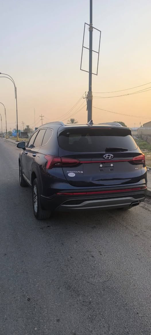 #السلام_عليكم
#_للبيع_فقط👇🚘 

_________________________ 
- هونداي سنتافي    Hyundai SANTAFE  (2023)
- مكينه  2500 GDI
-  زيرو وجديده ماشيه 8 الف 
- فور ويل 
المواصفات :- 
* بصمه تشغيل + بصمه ابواب 
* تشغيل عن بعد 
* شاشه  حجم الكبير + كامرا 
* سايد بريك بصمه 
* تحديد مسار + قياده ذاتيه 
* رادار امامي + خلفي + جانبي 
* قطعتين تبريد 
* شحن وايرليس
* تحكم كرسي كهرباء 
* اشاره بالمري 
* كشن كهرباء
* 3 وضعيات قياده 
* اوتو هولد 
* تحكم  ستيرن 
* هيتر كشنات
للتفاصيل ***********
كلين.ليبل واحد  .مكفولة من التبديل والصبغ والحار مكاني حله 
السعر 192 وبيها مجال 
_________________________
