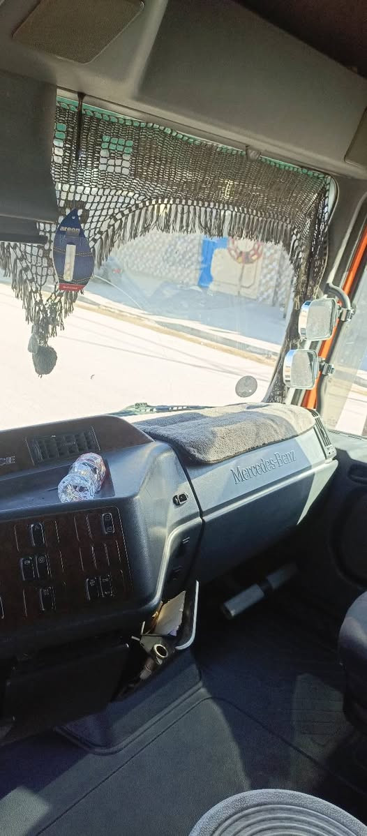 سلام عليكم كتروز البيع بس الشراي يتصل 2003. ***********
