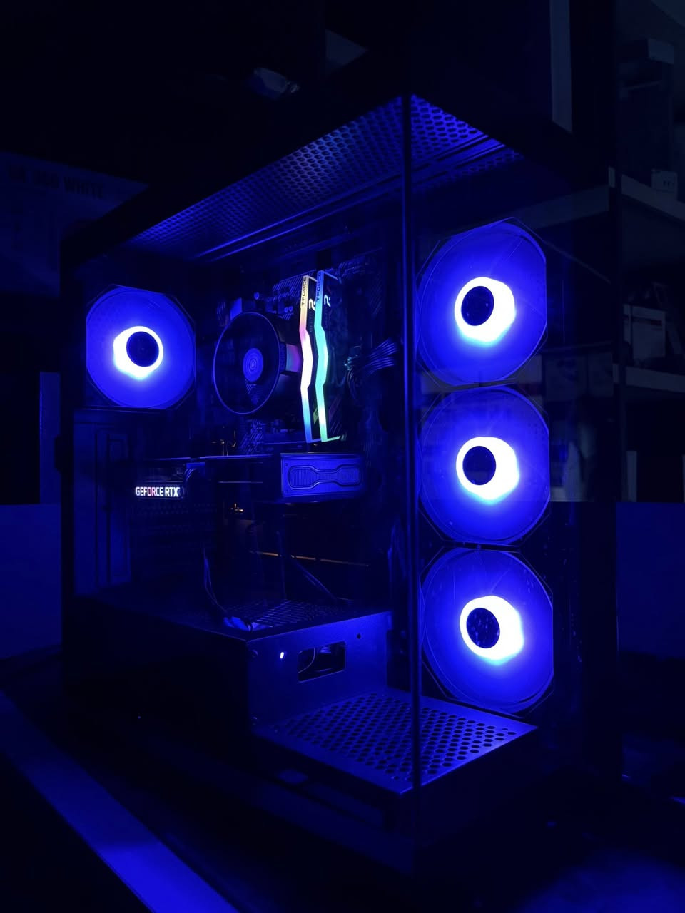 تجميعة مستخدم 15 يوم
R5 5500
Rtx 3060 12GB
Ram ddr4 8*2 t.force 
Motherboard b450 Asus prime 
Case antec 
مبرد ستوك 
M.2 Lexar 256GB
HDD 1TB 

كراتين القطع موجودة 

السعر 900,000
مكاني كربلاء


**إذا كنت صاحب هذا الإعلان وتريد حذفه لأي سبب، رجاءا أرسل رسالة إلى الدعم الفني**