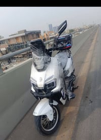 دراجة صاعقه شحن للبيع فول مواصفات ملف 2500 بطاريات مسطره 38 امبير سرعت...