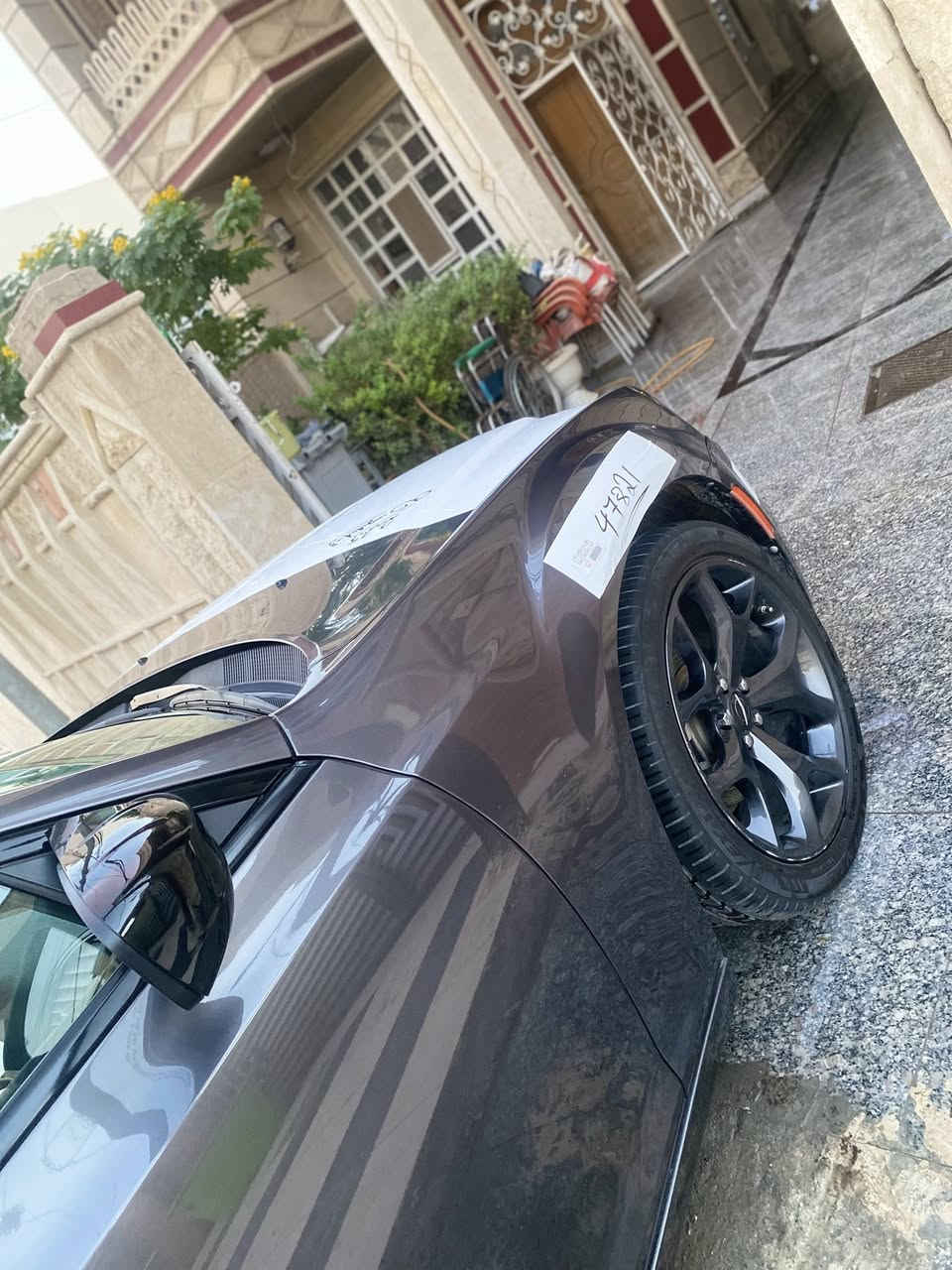 سعر مناسب .
اوباما 23 گلين  .

سـلام عليكم .
للـبيع كرايسلر اوباما 2023 گلـين الاصدار الاخير  Last call تو ويل  تورنك  دخول جديد اصل .

حبايب السياره گلين داخله كفالهه بدون قطره صبغ بدون بارد شرط حتى الدعاميات كبس بدون صبغ (مكفوله من الدعاميه لدعاميه ) .
وسونارها موجود 

السياره مرقم جديد كامل تحويل او وكاله مضمون.  

مواصفات السياره :

- ويل قياس 20 انج .
- بصمه تشغيل  .
- تشغيل عن بعد .
- كشنات كهرباء . 
- خرائط 
- شاشه كبيره لمس .
- بصمه ابواب .
- فول تحكمات ستيرن .
- دمامات صوت .
- حساسات .
- كامره وشاشه تدعم Car play .
- كامره دواره ٠
- تبريد قطعتين .
- تحكمات لد نهاري ليلي ومتعددت الاخيارات .
- محرك v6 3600 فدشي جدا راقي .
- ويل كب .
السياره بعد بيها المواصفات معروفه بل اوباما  .
طبعا السياره جدًا نضيفه وتوها داخله للعراق .
وبدون حادث داخله خلل ميكانيكي .
بدون ايرباك .

مكان السياره: بغداد قرب المنصور .
سعر السياره : 289 مجاله بسيط ماتوقع اكو سياره بهل موديل وكلين بهلسعر .
والف عافيه علمشتري مقدما .

للاستفسار اكثر • ***********

تحياتي لجميع .
