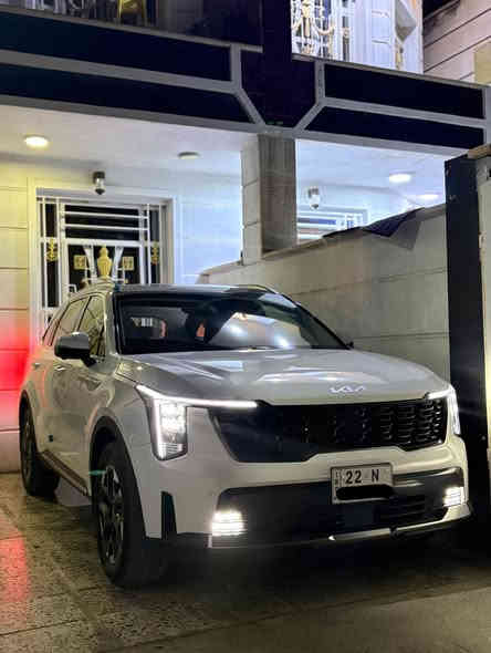 السلام عليكم 
للبيع كيا سورنتو 2025 
المواصفات فول 
بصمة ابواب
بصمة تشغيل 
فتحة سقف بانوراما
كير ماوس 
كراسي كهرباء  
كراسي تدفئة تبريد
اربع كامرات 360درجة
بردات خلفية
 3 قطع تبريد
4سلندر 
محرك 2500
تبريد بيانو منفصل
جنطة كهرباء 
فول تحكمات ستيرن
ماشية 21الف 
وباقي المواصفات العادية
السيارة رقم اربيل تريد تحويل وكالة ماكو مشكلة 
مكفولة كفالة عامة صبغ بارد شخوط كلها كفالة بعدهي على وضع الزيرو 
العنوان/بغداد/العامرية
هـ/***********
