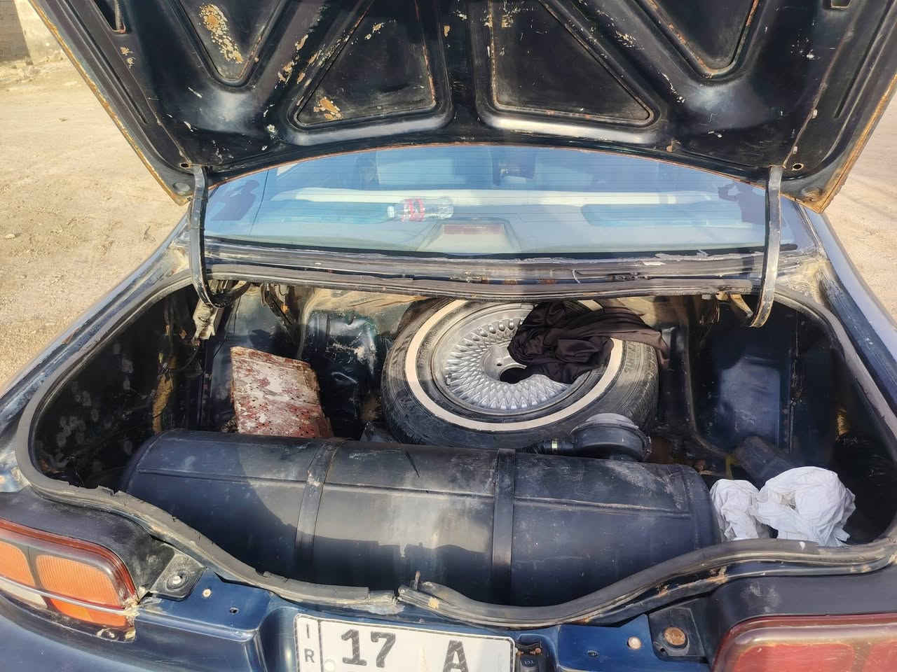 سلام عليكم دولفين للبيع
بوليسي مكينه 3000 مكينه و كير نضيفه
غاز بانزين سبلت تبريد ثلج حداديه حلوه 
رقم جديد سنويه لحد 31
سياره جاهزه من كلشي عوزه بس صبغه مثل ما موضح 
السعر 30 او مراوس حسب القناعه انتصل و دلل مكاني ميسان
***********
