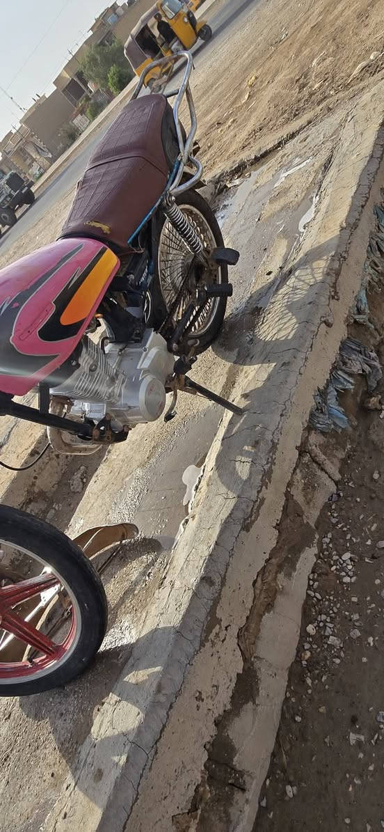 سلام عليكم دراجه للبيع موديل ٢٠٢٠ اوراق كامله دراجه تخبل شوفت عينك مكينه ناعمه كلش سعر ٢٥٠ وبيه مجال بصيط مكان بغداد نهروان ***********
