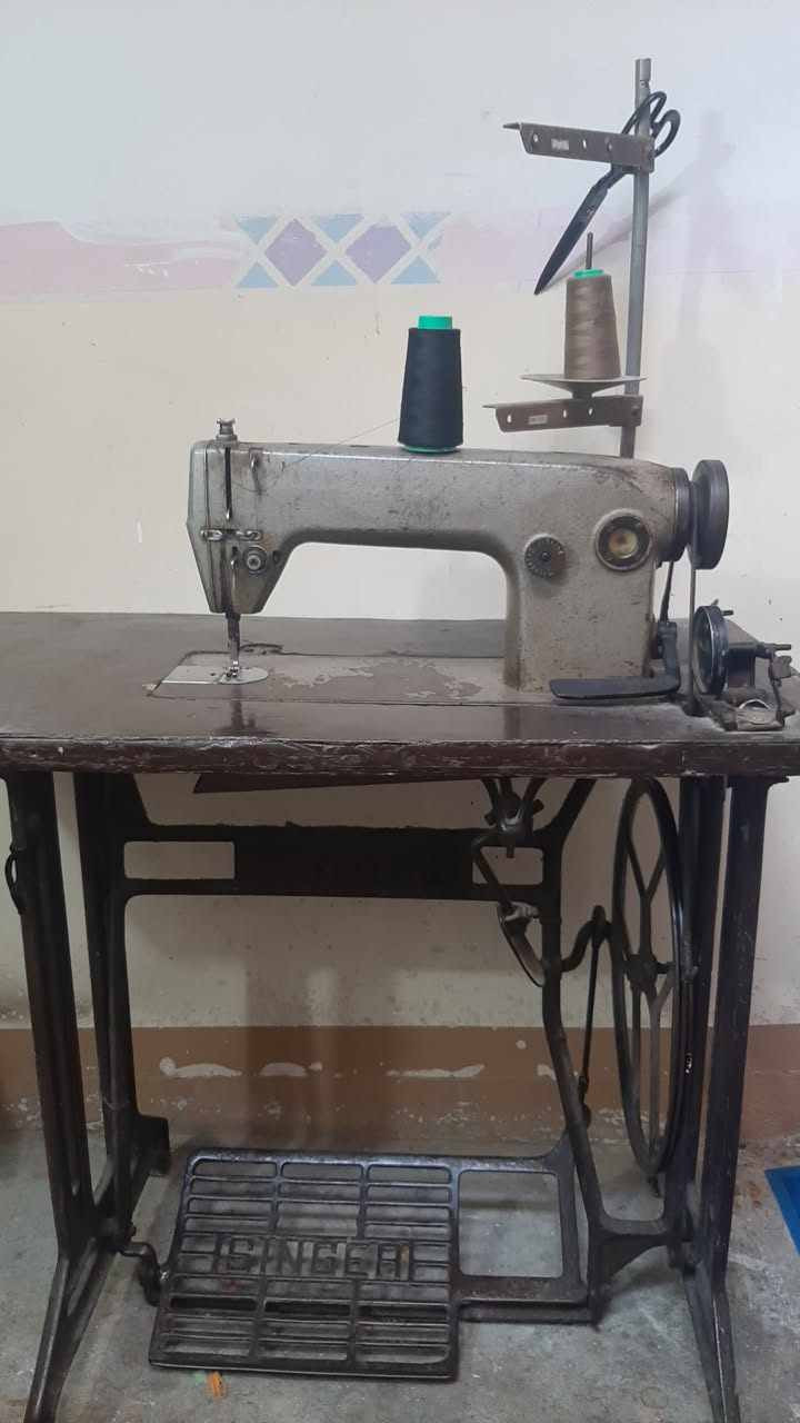 فۆڵۆمان بکەن
هەرچیت هەیە بەزوترین کات بەباشترین نرخ بۆتان ئەفرۆشین
 دۆڵابی تورکی پاکوبئ عەیب کلار
مەکینەی ڕاستە دورمان بەشەرت وشاحینەی هەیە سموود
سیستەم یەک نەفەری دەست کرد  کەلار 
 بۆ پەیوەندی ڤایبەر واتساپ ***********
