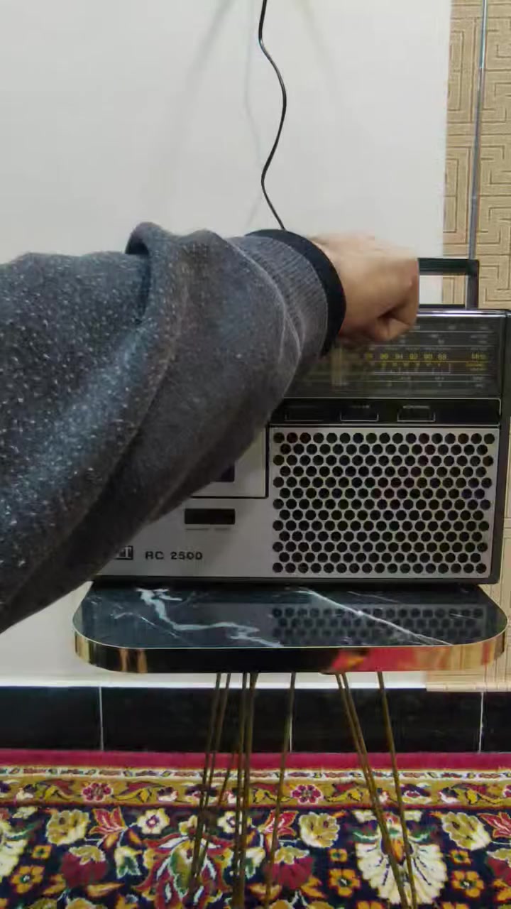 سلام عليكم مسجل راديو اي تي تي الماني اصلي للبيع اف ام سحب ممتاز لي رايده يتصل  واتساب يوجد توصيل ***********
