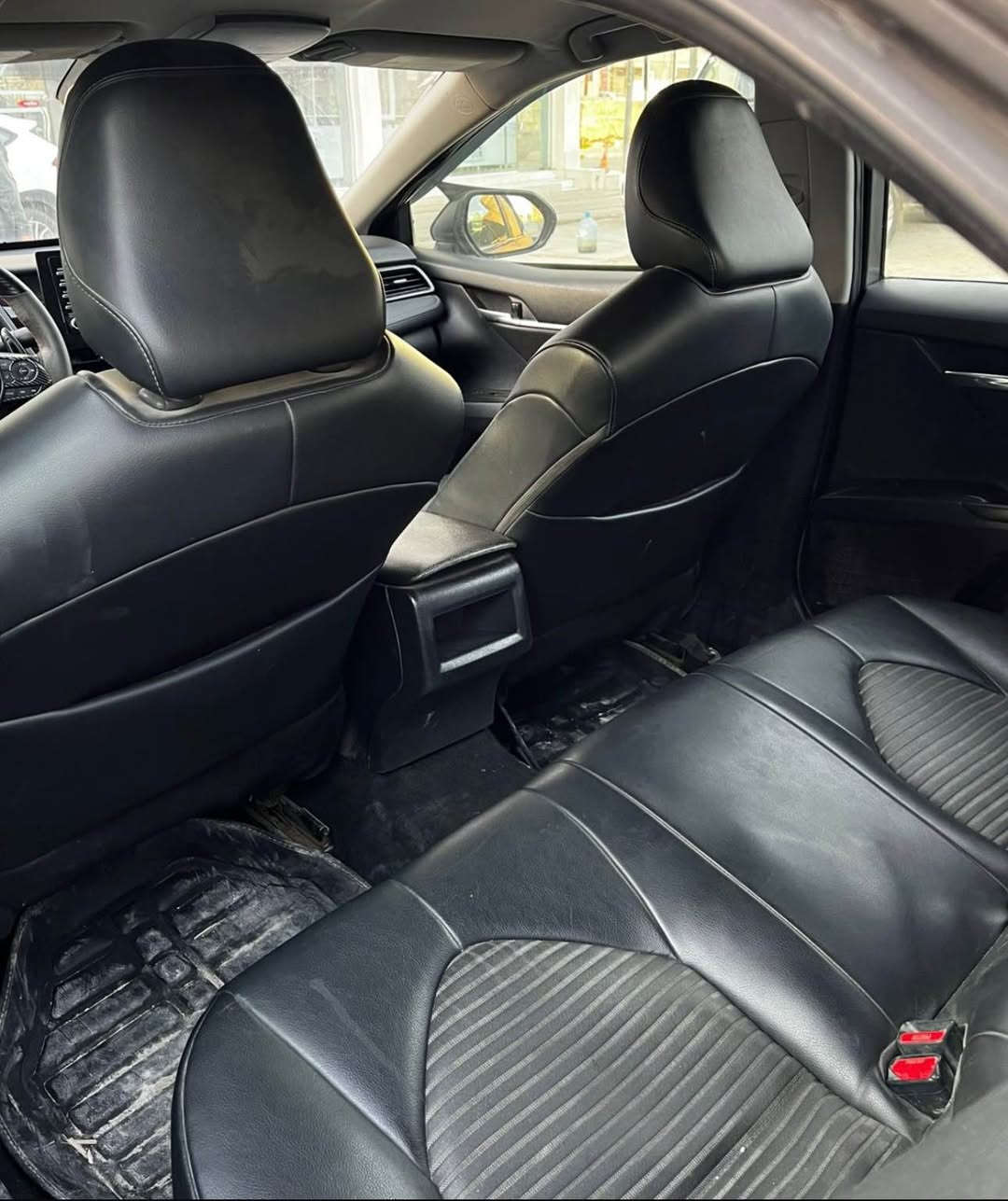 SE كامري ٢٢ 
سياره ماشيه ١٣٠km
سياره مابيها حادث امامي ولا خلفي 
  حادثها من جوانب 
اني ابيع صبغ عام    
سياره كير ومحرك بشرط 
سنويه وهزه جديده بعده كركوك, العراق


**إذا كنت صاحب هذا الإعلان وتريد حذفه لأي سبب، رجاءا أرسل رسالة إلى الدعم الفني**