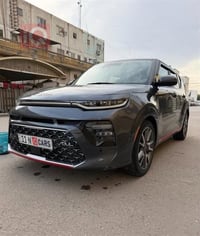 مديل 22 فول السياره حدثها حلوو موجود السونر  07755657660