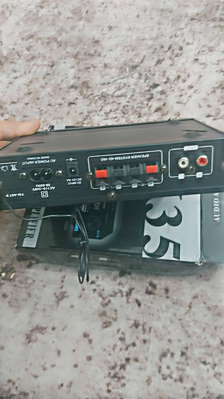 جهاز مكبر صوت خلي سعر وبلعافيه


**إذا كنت صاحب هذا الإعلان وتريد حذفه لأي سبب، رجاءا أرسل رسالة إلى الدعم الفني**