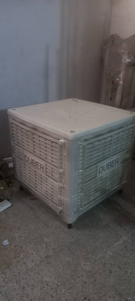 مبردات دكت  عدد 2نظاف تحكم من داخل الغرفه 
للتواصل ***********
