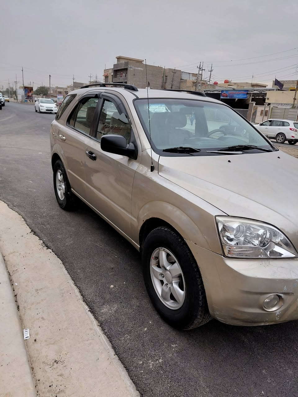 كيا سورنتو موديل.2008
مواصفات LX 
رقم بغداد 
صور السيارة موجودة و السونار جديد 
السعر 85 بيهة مجال بسيط 
مكان السيارة بغداد البلديات 
***********
