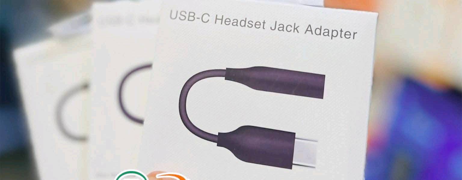 للبيع سماعات بلوتوث ريجرسي حديثة مع بلوتوث 5.3 وشحن سريع وقارئ كارت TF. تقدم أداء ممتاز مع 200 ساعة من الاستخدام المستمر. مناسبة جداً للتمارين الرياضية والاستخدام اليومي.