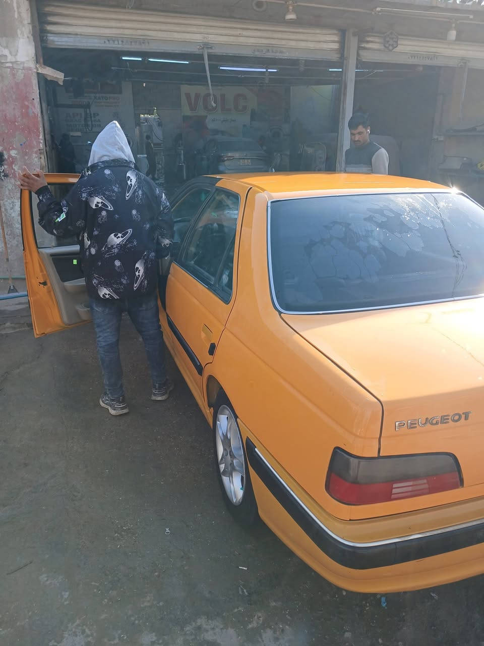 بيجوبارص موديل 23مكفوله كفاله عامه رقم بغداد مطلوبه مصرف عنوان بغداد الزعفرانيه رقم ***********
