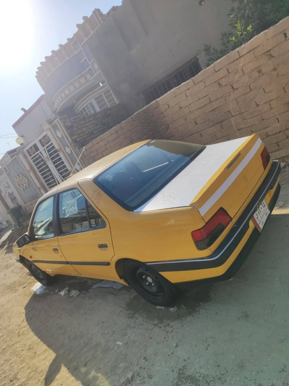 السلام عليكم بيجو 405 موديل 13 السياره جاهزه ما نقصه برغي. تبريد شرط نقص غاز بس غاز تدفى شغاله حداديه تخم تاير دوشمه كير ومكينه زينه وحداديه مكاني بابل السياره سعرها 23سنويه لنهايه 26 هيئه غرامه صفر تأخذذ
***********
