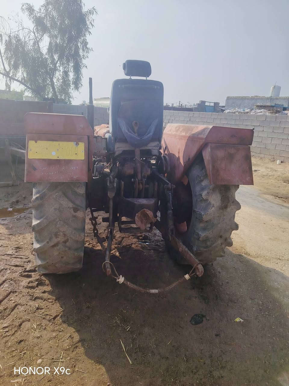 اسلام عليكم دركتل عنتر موديل 88 رقم وسنويه بسمي هيه وعبرانتها مكان ميسان والشراي يتصل عله الرقم ***********
