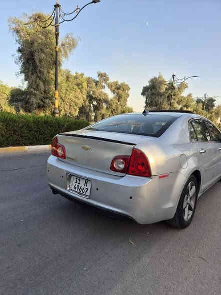 السلام عليكم 

ماليبو ٢٠١٢ فول موصفات فتحة وكشنات جلد 
مسويلها ادامة كاملة 
 
السيارة جديدة وكل نقص مابيها بعدها على وضع الشركة 

بيها صبغ فقط وجة الصندوك مرشوش

محرك ٢٤٠٠ تنفس طبيعي 
سيارة مال جناية 

المكان بغداد الدورة 
السعر ٩٢ 
*********** بغداد
