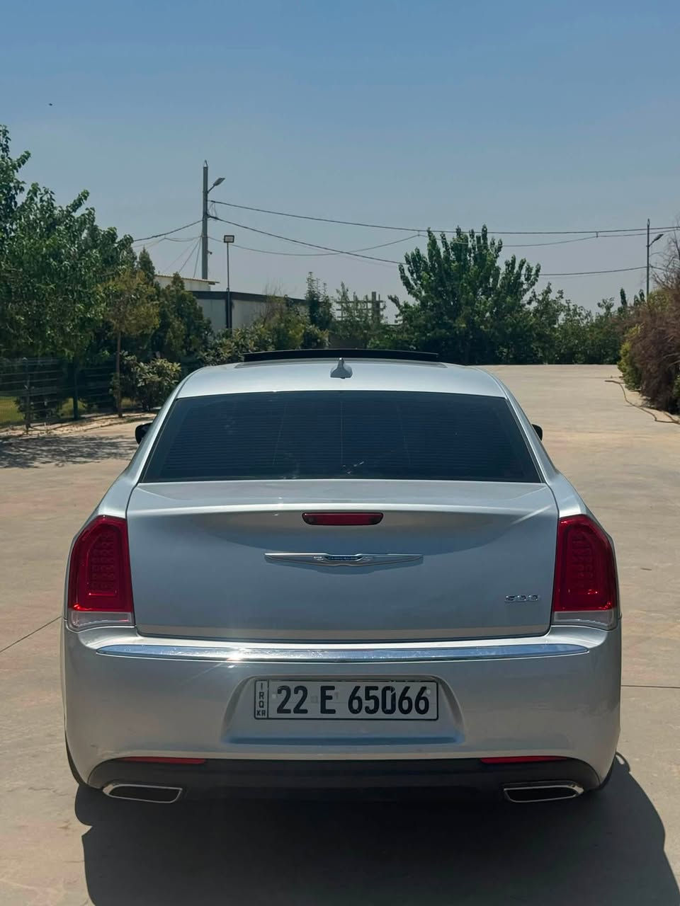 لبيع اوباما C300 V6 موديل 20 لون جديد بيهه سنويه تضليل بعد بي 11 شهر  سياره جديده مابي اي نقص تايرات ويل كب جديد مبولشه وزارع عدسات 
مواصفات بانوراما طكتين كشنات حار بارد والخلفي حار كشنات جلد ستيرن كهرباء وتدفئه خزن ميموري سستم صوت كامل كشنات كهرباء اوبشنات SRT ضايفلهه معروفه بعد مواصفاتهه عنوان زعفرانيه اربع شوارع ***********
