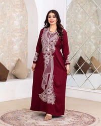 دشداشه نسائي • تطريز ستراس • مقاسات 2x 3x