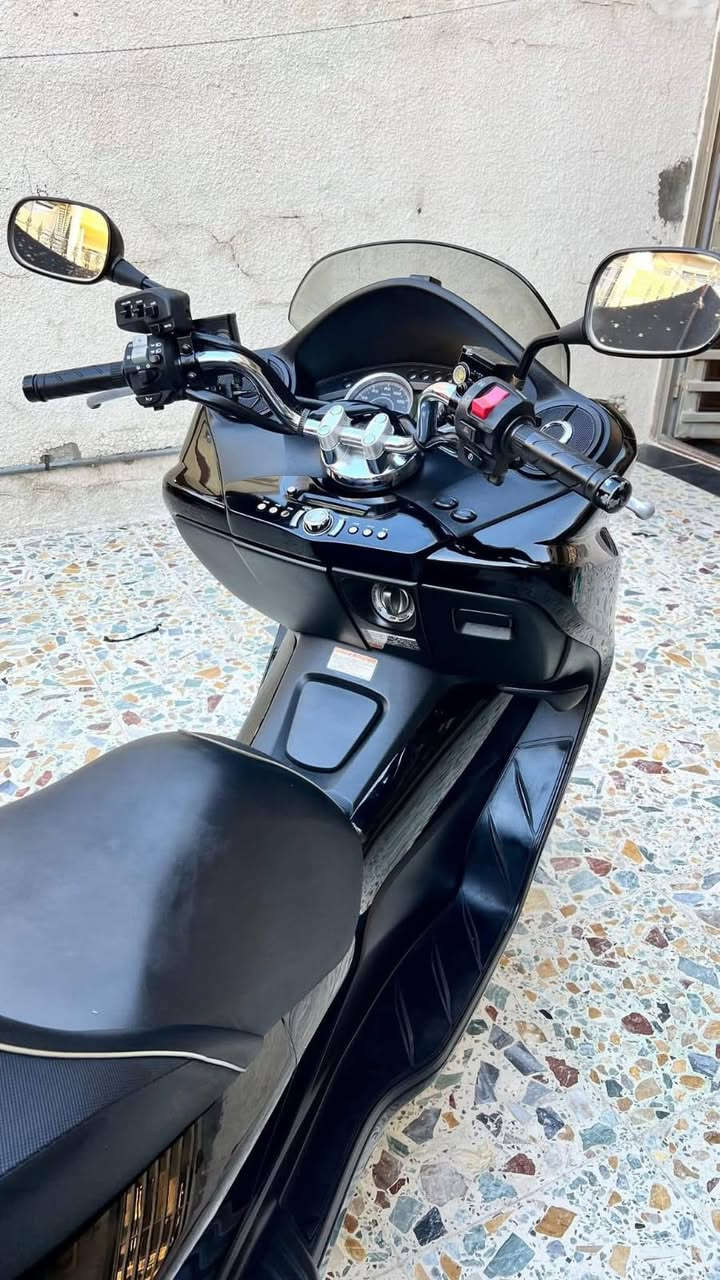 السلام عليكم
#تـــحفــه_فــنـيـه #رمبه_وكاله
ياالله فورزه MF صفر 10 S7 فول مواصفات جديده لوك  وكاله شركه  نظافة 💯بل 💯  لون مميز اسود ملكي فول   المواصفات 
7 كير 4 تحويلات +S7
مسجل راديو 📻 بلاد 
نظام سبورت +اوتمواتيك 
نظام GBS تتبع طرق 
تحكم ستيرن
بصمتين  +سويجين طوارئ 
اوكس موبايل 📱 
تجوه سبايدر خلفي 
عدة الشركه +كتلوكات الشركه 
سايد بريك +كلوب جنطه 
ستاند حساس 
الدراجه بحاله الوكاله بعدهه الجناي يتصل ويدلل مكاني الديوانية   رقم 📱 *********** مكلف بالنشر
السعر ٢٢ ورقة وبية مجال بسيط
