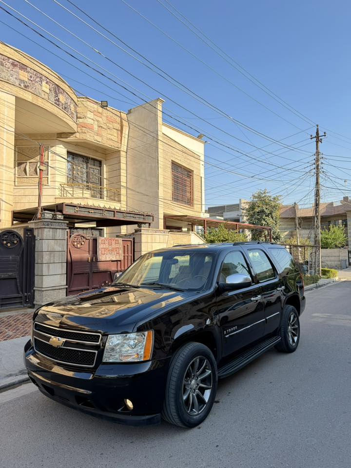 تاهو خليجي ادوات 2014
سياره بيه لو قطعتين لو 3 صبغ بدون دواخل
سياره لك وجديده 
موصفات LT
محرك 5300
سياره جاهزه 
مكفوله سرقه وعشائر وغيره وكص 
مكان السياره بغداد 
سعر 98 
***********
