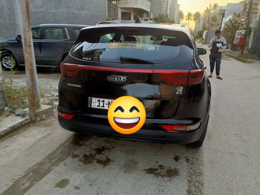 للبيع سبورتج موديل 2019 رقم بغداد جديد دولي سنوية لنهاية 2030 سيارة جديدة بمعنى الكلمة ماشية 86 مكينة بلادية  فول مواصفات ويل كب 18 بلاجكتور لد فتحة بنرامة اربع بصمات كامرة دوراة شاشة كبيرة صندوق كهربائي كشنات كهربائية تدفئة كشن وتبريد كشن تدفئة استيرن  مريم شفط وإشارات بالمري رادار تحديد مسار نقطة عمياء ثلاث أنظمة قيادة يعني واحد على واحد حادث جامرلوغ امامي بدون دواخل السونار والحوادث مرفق بالصور السعر 152 مكان السيارة بعقوبة للاستفسار الاتصال *********** بعقوبة, ديالى
