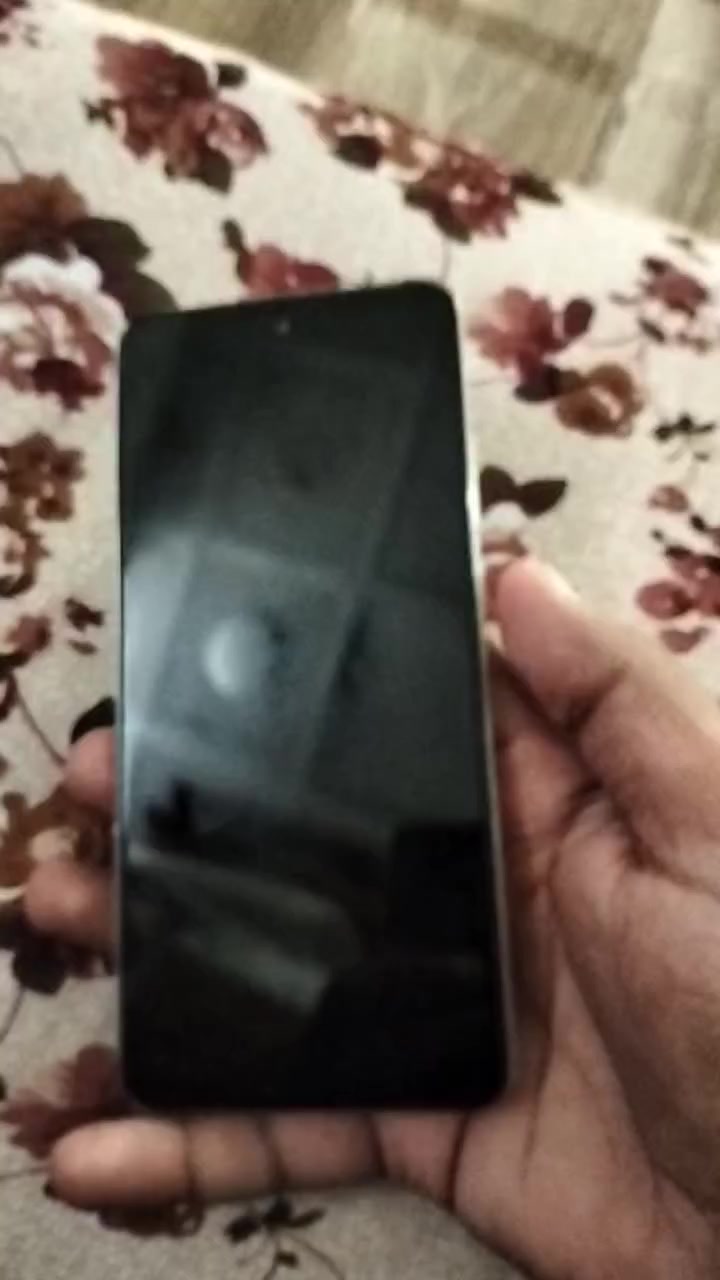 السلام عليكم
 جهاز  realme c65 للبيع
ذاكرة 256 
تلفون بعده جديد مصار شهر مشتري مبيه اي عيب ولا مبدل شي بيه وياه شاحنته الاصليه بس كارتون ماكو 
سعر 150


**إذا كنت صاحب هذا الإعلان وتريد حذفه لأي سبب، رجاءا أرسل رسالة إلى الدعم الفني**