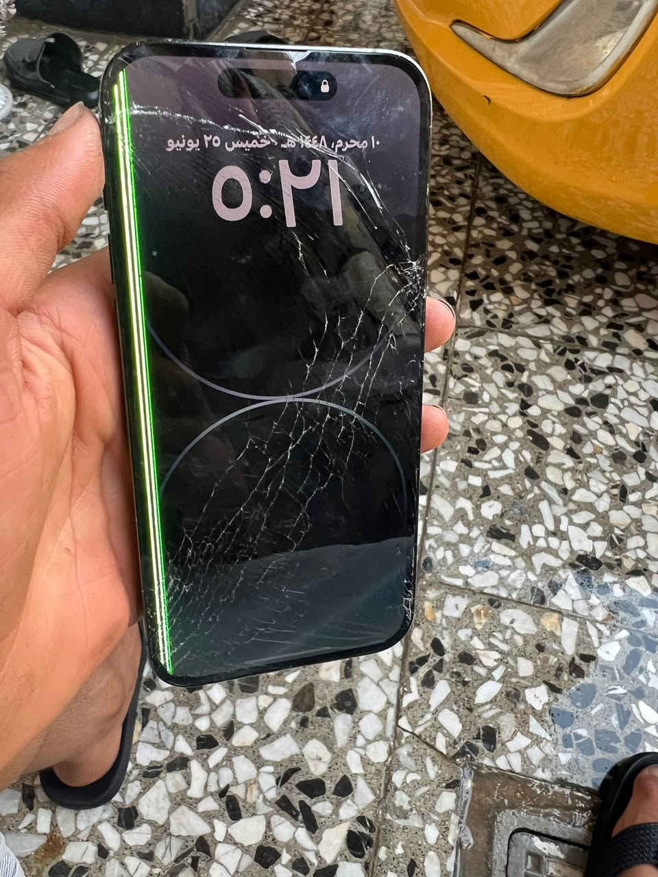 آيفون ١٤ برو ماكس للبيع جهاز وتر بسّ مكسوره شاشه وضهر بطاره ٨٥ كله شغال مآبي آي خلل ذاكره ٢٥٦ ماستر سعره٢٠٠ محتاج الله شاهد *********** مكاني بغداد بغداد جديده
