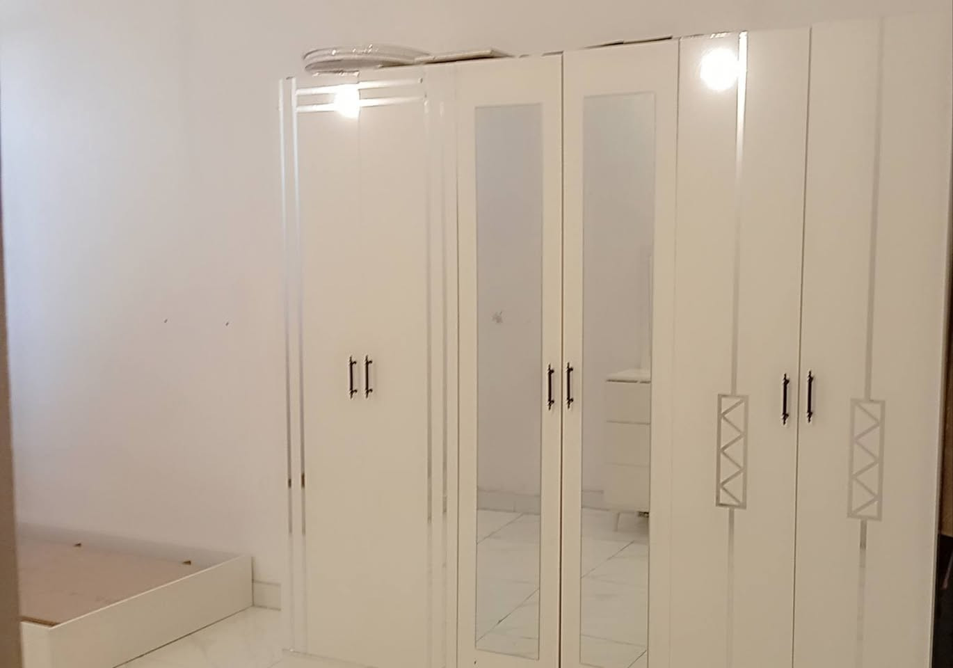 غرفة نوم شبابيه جدا نظيفة  عنوان زيونة سعر 350الف وبيه مجال


**إذا كنت صاحب هذا الإعلان وتريد حذفه لأي سبب، رجاءا أرسل رسالة إلى الدعم الفني**