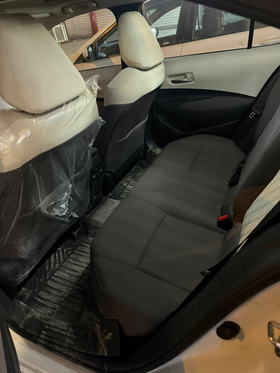 السلام عليكم كورولا ٢٠٢٥ للبيع شركة ساز ماشيه ٢٠٠٠ كيلو بيه رصعه صغيره بالجاملغ الخلفي صغيرة كلش 
العنوان بغداد حي القادسية 
رقم الهاتف ‭٠٧٧٢ ٩١٢ ٢٠٣٠‬
السعر ٢١ الف دولار
