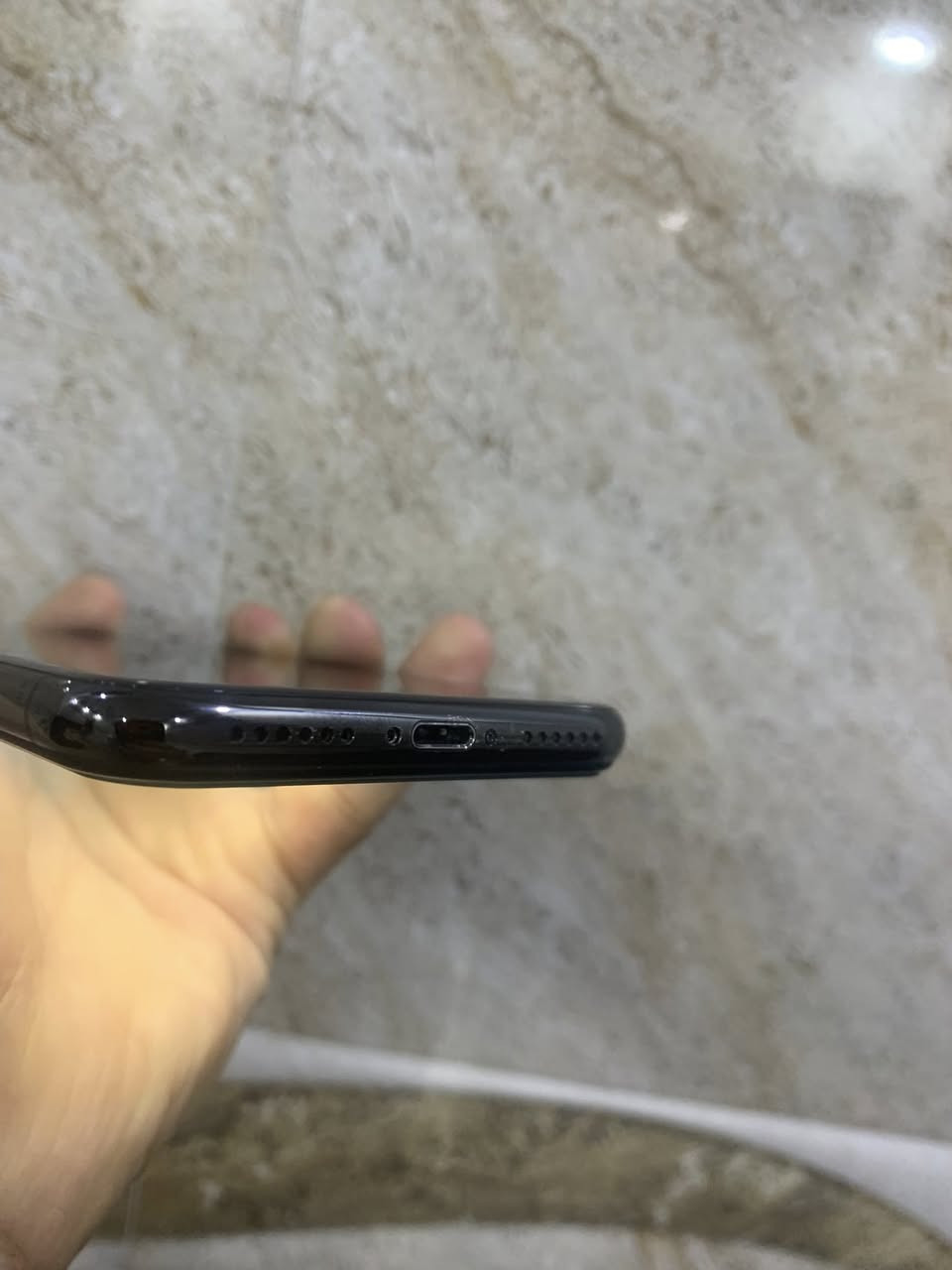 السلام عليكم ايفون اكس ذاكره 64. لجهاز مبدل باتري اصلي 100 ومبدل شاشه شرط طبق الاصلي كامرات شرط رقم واحد لجهاز  نضيف اي خلل مابي شرط لفحص سعر 110 رقم *********** اسيا ***********
