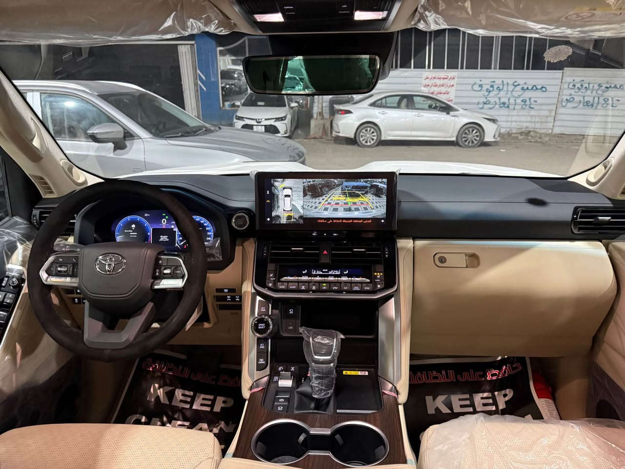 * لاندكروزر  vx لمتد 2025 بريم 
* ⁠سعد العبيدي (***********)
* ⁠السعر (128 - مليون) رقم وسنوية 
* ⁠الفئة:  LIMTED  /  VX تنفس طبيعي
* ⁠داخل جلد بيجي اصلي 
* محرك 6 سلند (4000 cc) 
* ⁠العداد (417 كم ) رقم بغداد 
* ⁠رادار امامي - رادار خلفي - رادار جانبي (نقطة عمياء) 
* ⁠تحديد مسار قيادة ذاتية 
* ⁠شاحن وايرليس امامي 
* ⁠شاحن وايرليس خلفي عدد (2)
* ⁠ابواب شفط دوسات نيكل 
* ⁠هاندبريك بصمة لايت اوتو 
* ⁠ماوس تغير وضعيات القيادة 
* ⁠بصمة تشغيل بصمات ابواب عدد (5).
* ⁠سماعات تويتر (JpL) شاشة دجتل
* ⁠شاشة كبيرة اصلية 
* ⁠شاشات خلفية عدد (2) 
* ⁠4 كامرات (360 درجة) اصلية 
* ⁠فتحة سقف (سلايت) 
* ⁠لايت ثلاث عدسات فدراليات جنطة خلفية 
* ⁠*كرسي السايق ميموري (ذاكرة)* 
* ⁠الكراسي الامامية كهرباء 
* ⁠كراسي الامامية تبريد تدفئة 
* ⁠الكراسي الخلفية تبريد 
* ⁠كراسي (7) راكب كهرباء 
* ⁠مقاعد (7) راكب  فور ويل (4*4)
* ⁠ثلاجة وسطية جنطة كهرباء  
* ⁠داخل صاج تشغيل عن بعد
* ⁠علامة لاندكروز الضوئية بالابواب
* حساس امامي خلفي مري طي كهرباء مري جانبية نيكل 
* ⁠قبضات ابواب نيكب ترايش ابواب نيكل 
* السعر  (128 - مليون) رقم بغداد 
* العنوان :- بغداد النهضة الشآرع الثآني  شركة ذرى الخليج سعد العبيدي 
* ⁠للاستفسار هـ(***********) بغداد, العراق
