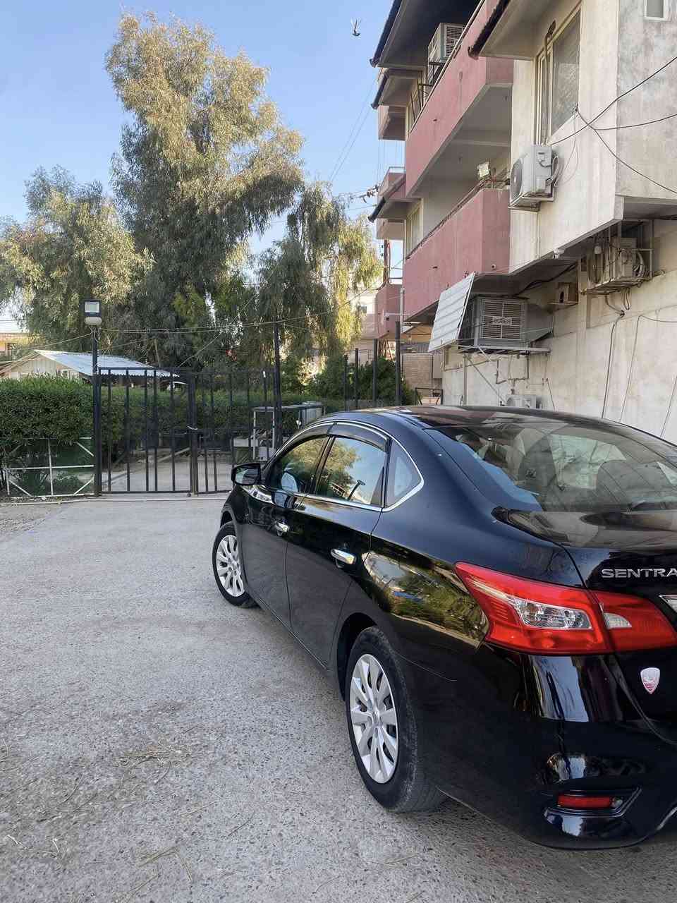 سلام عليكم للبيع نيسان سنترا 2019 موصفات S سياره بعده جديد ماشيه 57 ميل كير محرك كلها بشرط سنويه 2027 حادثها بونيد وجاملغ بدون دواخل بدون ايرباك وبدون شاصي وحادث موضحه بالصوره 👈 للاستفسار ***********
