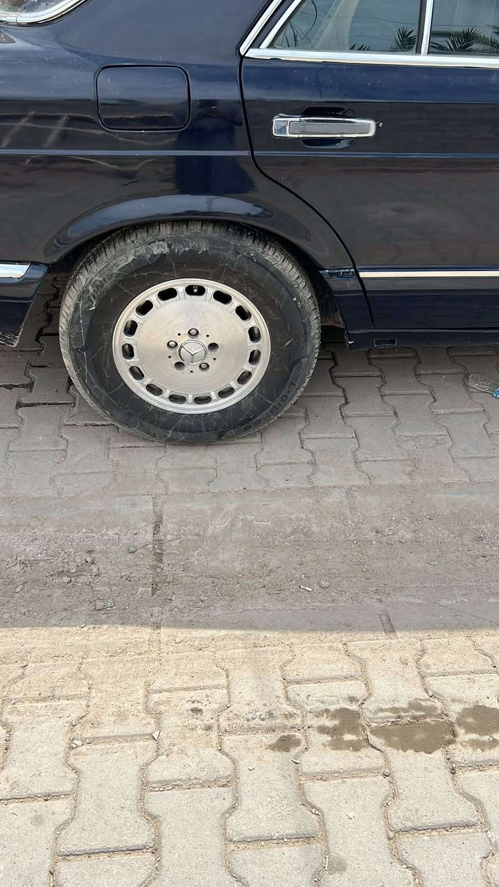 مارسدس جابو باب قصير كامله من كلشي كير ومكينه ففتي ٣٠٠٠سياره مكفوله من الضربه قواعد سليمه مراوس فقط مو للبيع


**إذا كنت صاحب هذا الإعلان وتريد حذفه لأي سبب، رجاءا أرسل رسالة إلى الدعم الفني**