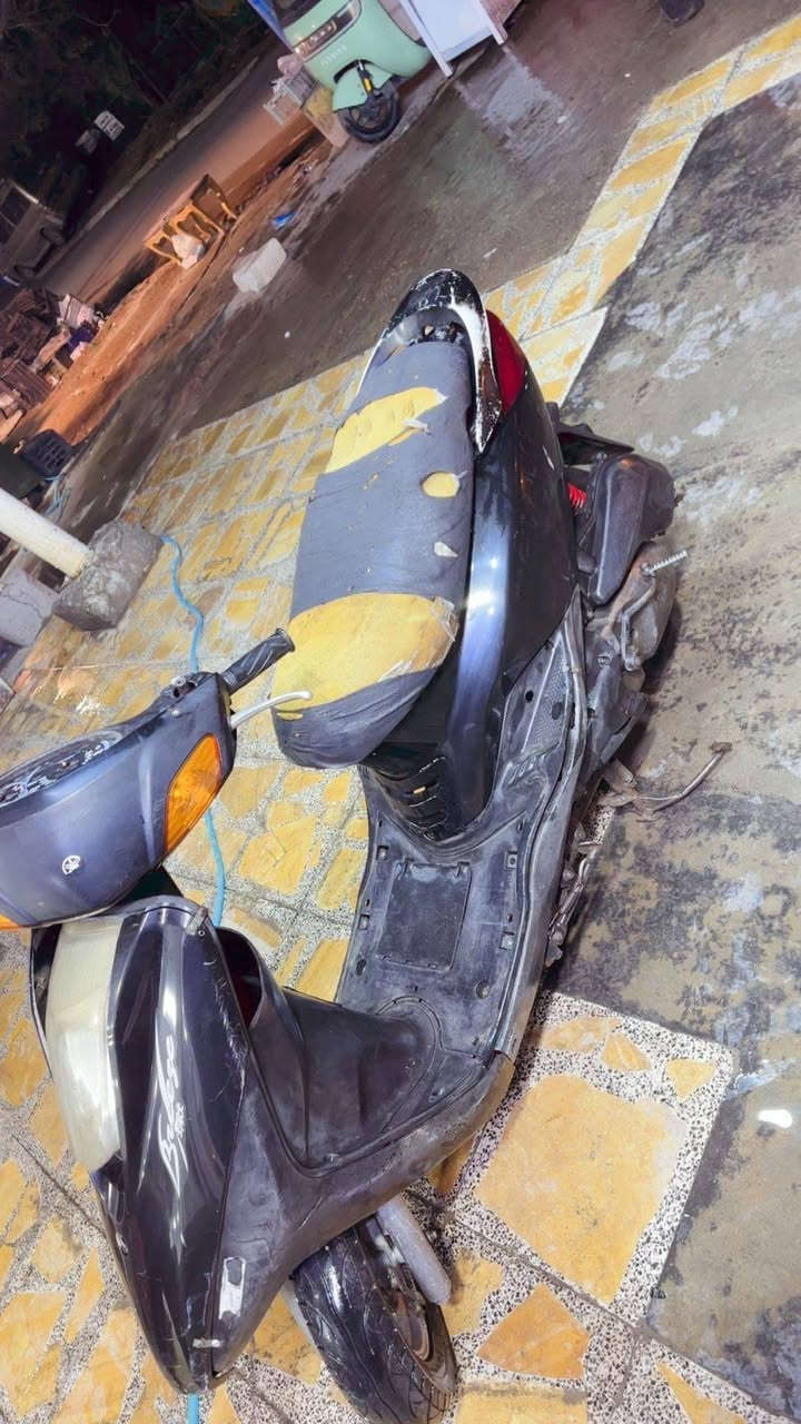 سلام عليكم شباب بريز دراجه مفتوحه مره وحده وبستم اصلي دراجه ناعمه الدراجه نقصه بريكات وباتري دراجه مامكفتني ابد سعره 500 وبيه مجال لشراي متواجد خاص وهاذا رقمي *********** مكاني بغداد حي تونس افاق عربيه
