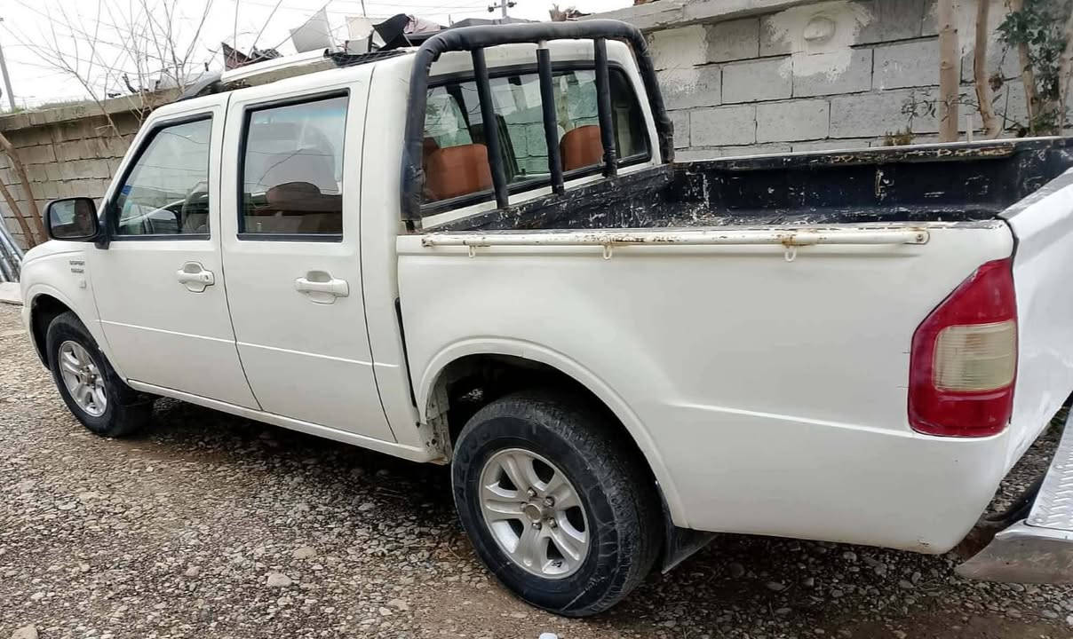 🌹بەناوی خوای گەورە🌹
ماشاءاللە ماشاءاللە 
شتی نمونەو لۆک تایبەت ئەبێت ئاوابێت
سۆپەر دێر مۆدیل 2007
 مەکینە بەخە و تەبریدە
ئاڕمی پلاستیکی هەولێر 
ئاڕمەکەی هەتا 2025 تازەکراوەتەوە
بەشەرتی سەیتەرە مەفرەزە دەیرەی مرور

دەعو لێدراو ساردەکوتی نییە 
یەک دوو پەڵەی بچوک بۆیاخی هەیە 
ناوی لۆک لۆکە ناوو هەیکەلی نمونەیە
دەعامی بۆ دەعامی بەشەرت
گێڕو مەکینەو ئاڕم و ئەوەلیات بەشەرت...
شوێن... هەڵەبجەی تازە
نرخ... 46 گەڵاو معامەلەیەکی کەم
ژ.م...***********
*********** السليمانية, العراق
