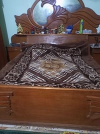 تخت نجّار • بوفيه ٢ • دوشك على قياس