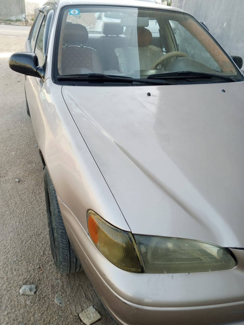 السلام عليكم
كورولا 1998 وارد أمريكي محرك 1800 سيارة بلاد بدون تحوير بدون حادث صبغ عام لاضربة ولا معجون ولا خياس محرك وكير عادي وصدر كلها تمام التمام كهربائيات كلها تمام التمام صدر تخم تاير سيارة جاهزه مجهزه داخل وخارج رقم 15  انكليزي تحويل بكل مكان 
سنوية 29 بسمي شرط التحويل 
فقط التبريد كان شغال التبريد ثلج بس انزرف عندي البوري وطار الغاز شغلة بسيطة معروف تبريد الكورلا
سعر 55
*********** بي واتس اب.
