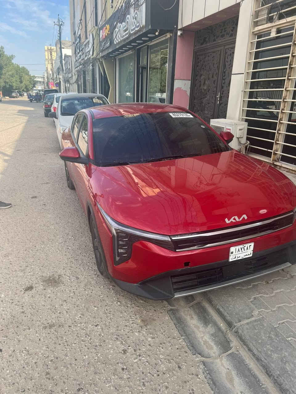 السلام عليكم لبيع 2025 السعر 155 وبيه مجال رقم الهاتف ***********
