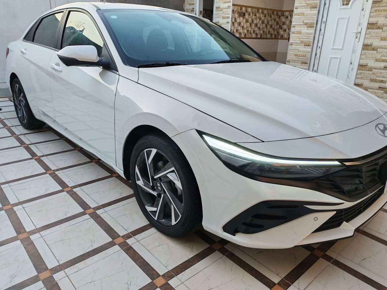 النتره 24 فول مواصفات فئة المتد مكفوله من التبديل ماشيه 18 مرقم شهداء ذي قار سنتين وتصير حره بسم ولد شاب مستعد يسوي وكاله شوكت ما تريد سعره 165 ورقه  كلشي واضح بالمنشور الاستفسار ***********
