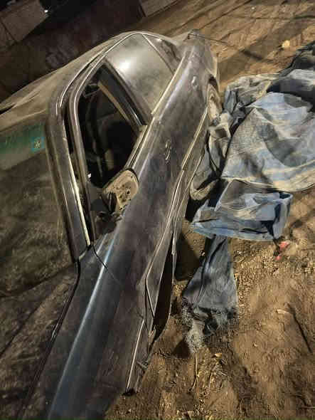 السلام عليكم 
BMW 1993 
740I 
السيارة ابيعة على وضعة مكلوبه صفحة وقمارة ... الصفحة الثانية سليمة  والدعاميات كذلك سليمات 
السيارة طافية 
كلشي مشروح بالفيديو 
***********
