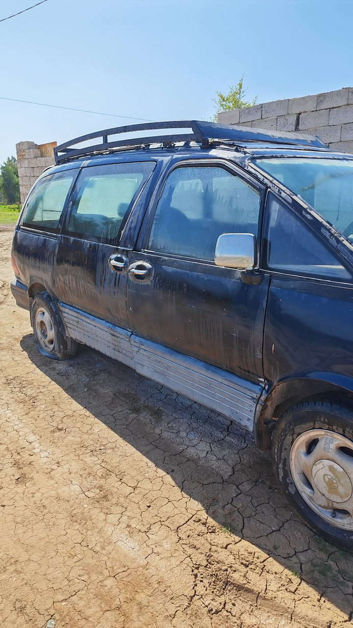 السلام عليكم تيوتا بريفيا موديل 91 للبيع نقصها عقل محترك مكاني ديالى رقمي ***********
