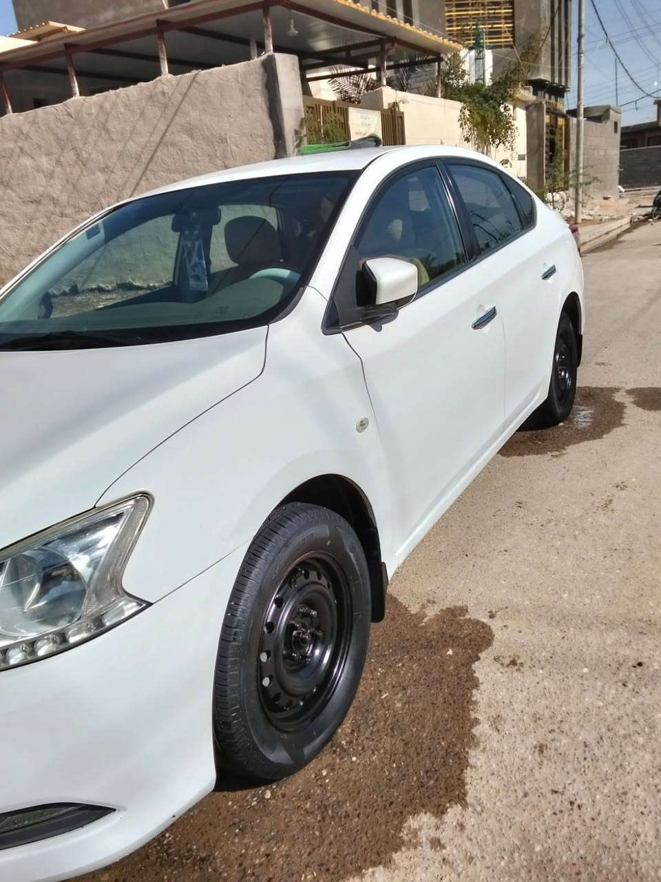 سلام عليكم نيسان سنترا خليجي  موديل 2016 مكفوله كفاله عامه رقم بغداد تحويل ثاني يوم سنويه لل 28 مكينه 1600 شرط مكينه وكير كفاله عامه حداديه تخم تاير خير من اللله تبريد ثلج تدفى كاله شرط سياره مال جناي ماشيه 100 سياره خير من اللله سعر 110 وبيه مجال لل شراي مكان البصره لاستفسار ***********
