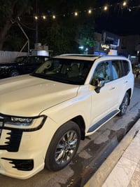 لاندكروز VX • ٢٠٢٢ • مشيه ٣٩ الف