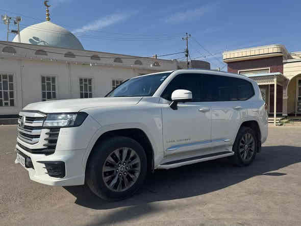 للبيع لاندكروز  2023 بريم مكفوله GXR لمتدد فول مواصفات تون تيربو ماشيه 67000 رقم اربيل باسمي السياره مضلل بيها ترخيص السياره جديده بمعنى الكلمه السعر 70000$بيها  مجال للشراي الأتصال ع الرقم ***********
***********
